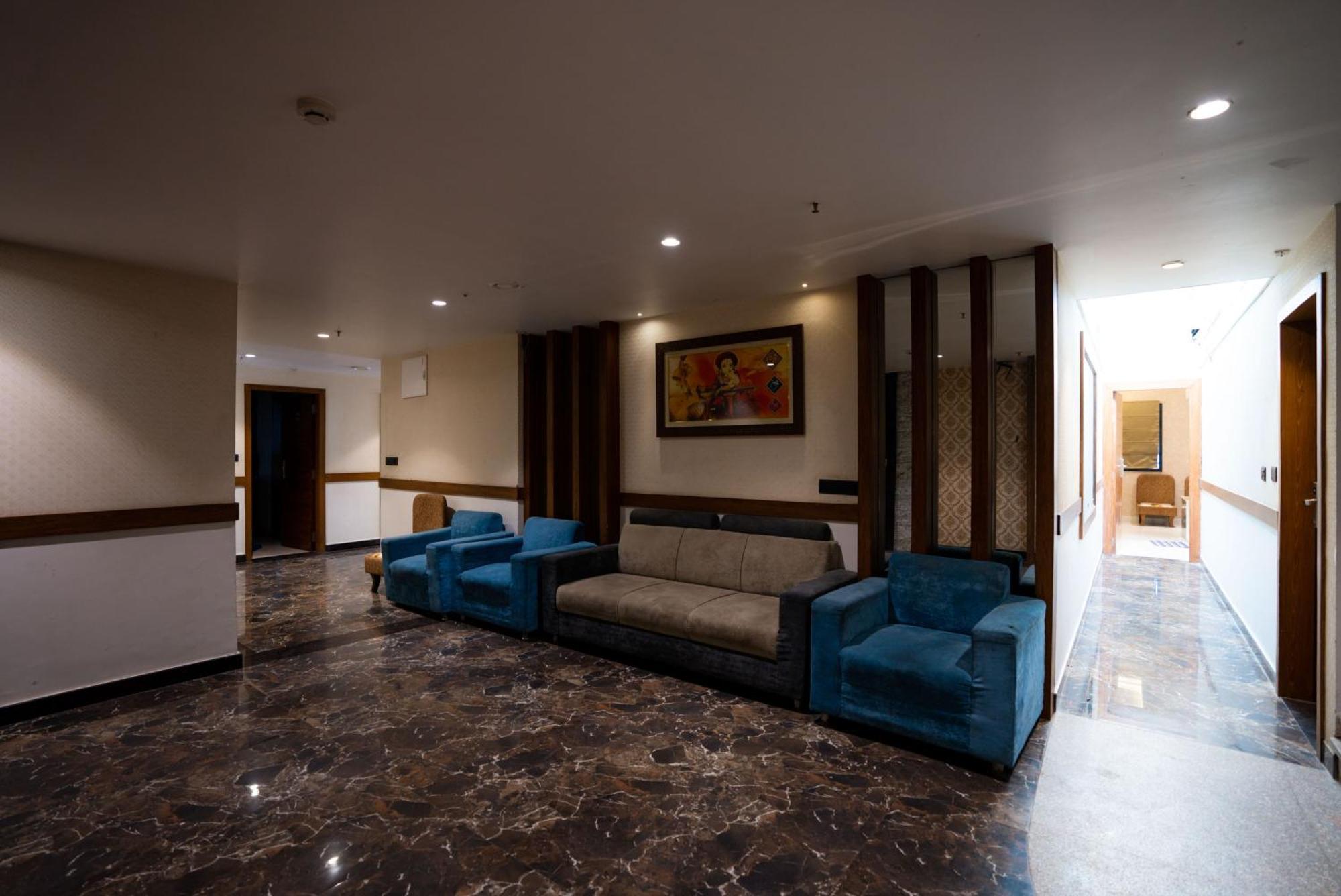 Hotel Rr 62-Jaipur City Centre Hotel Extérieur photo