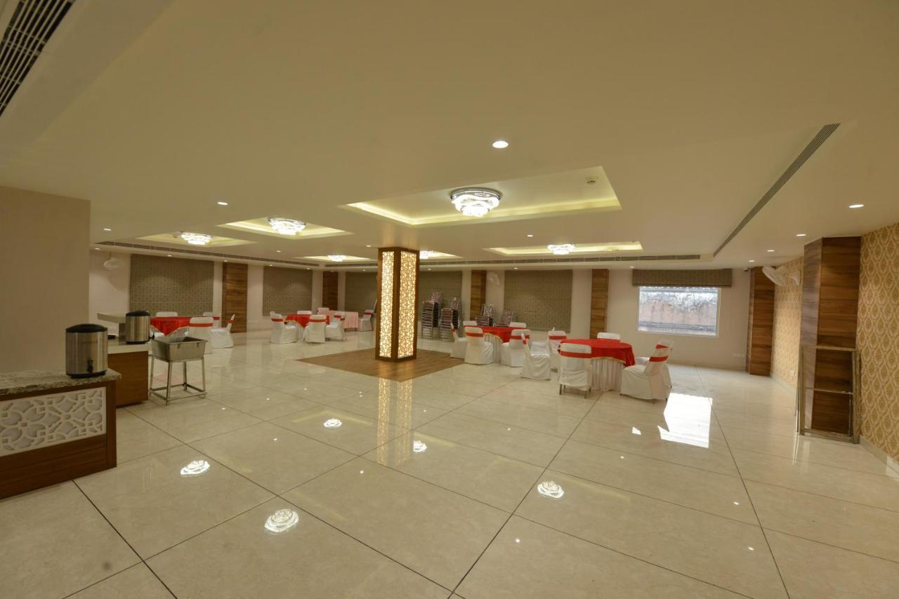 Hotel Rr 62-Jaipur City Centre Hotel Extérieur photo