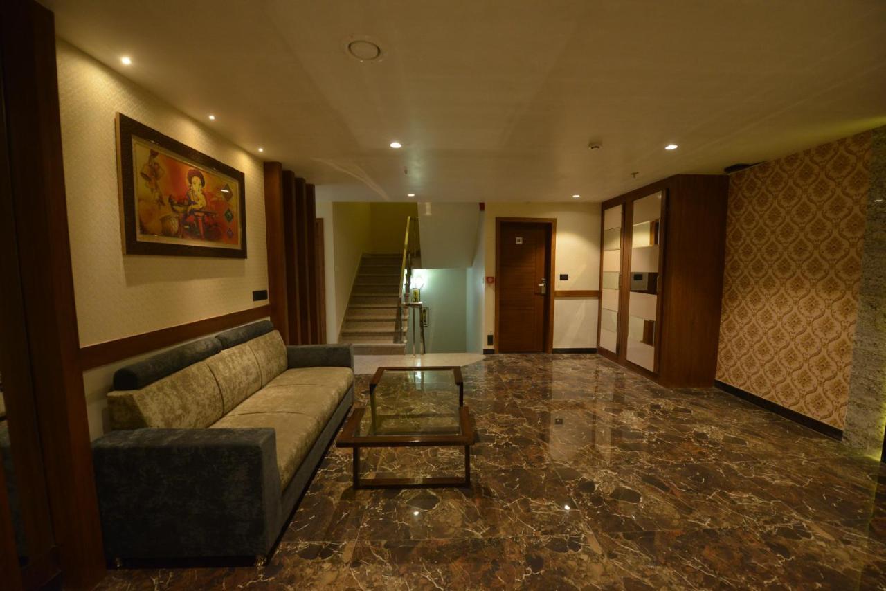 Hotel Rr 62-Jaipur City Centre Hotel Extérieur photo